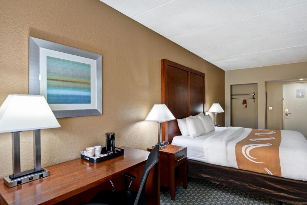 Room image 2